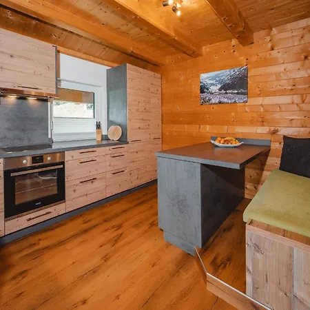 アパート Motzerngut