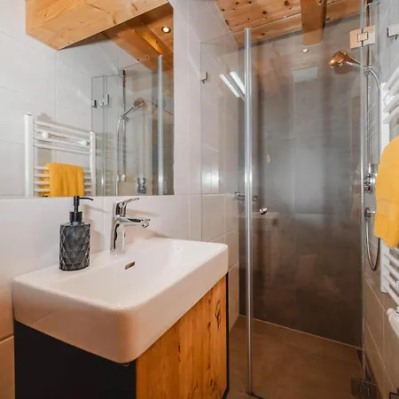 Motzerngut * ミッタージル